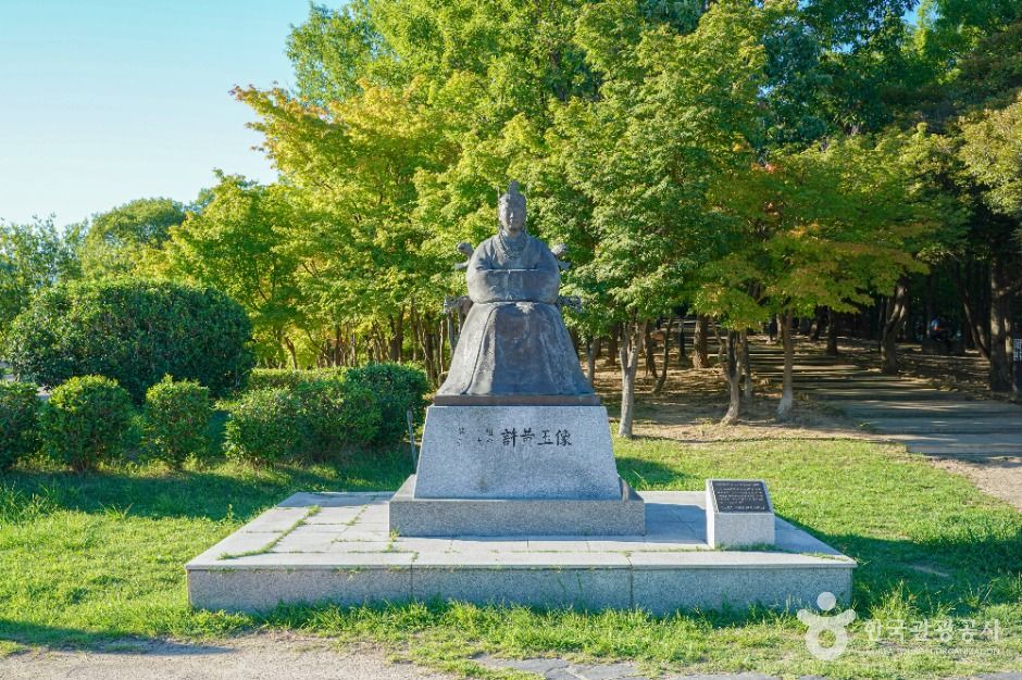 수릉원