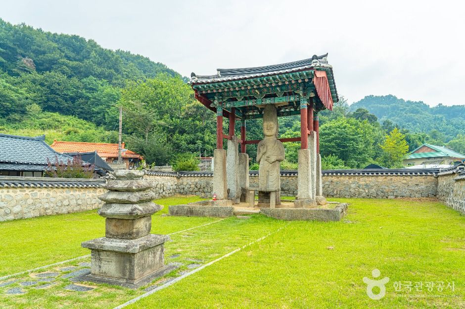 thumbnail-매산리석불입상-18