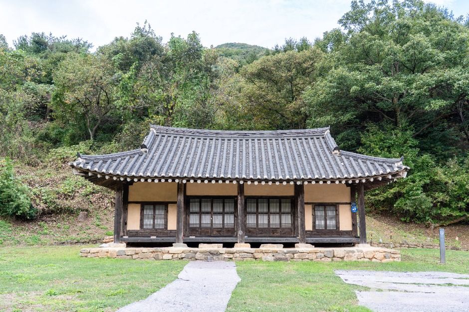 thumbnail-진천 김유신 탄생지와 태실-21