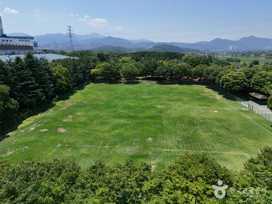 thumbnail-호림강나루공원-2