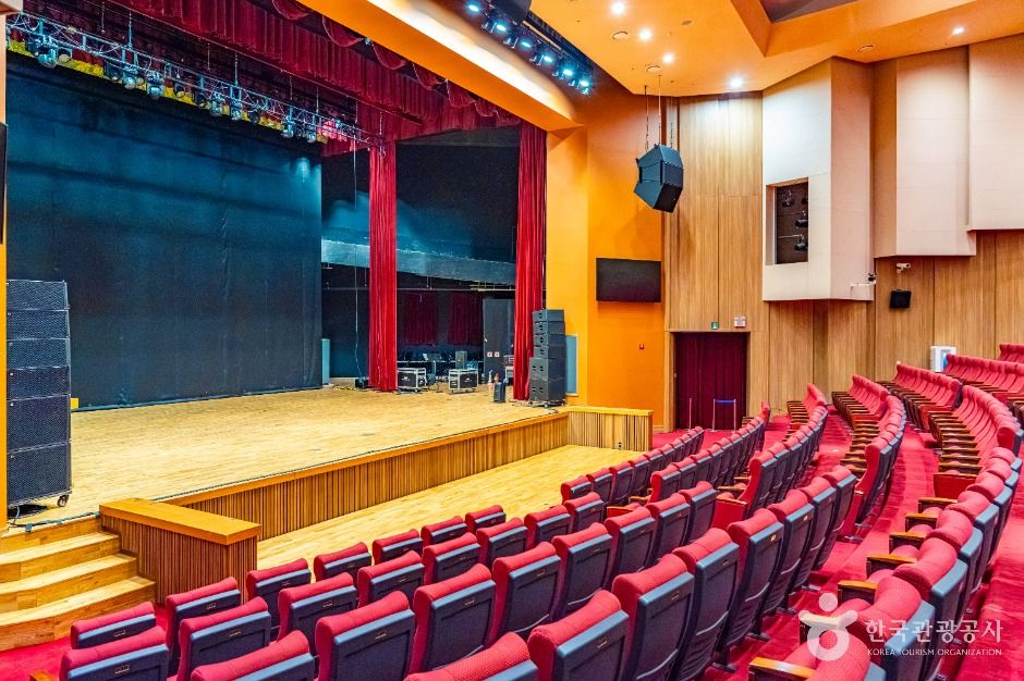 완도_완도문화예술의전당 (5)