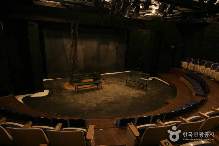 thumbnail-Sanwoolim Theater (소극장 산울림)-3