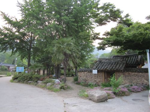 Gayeong Lodging (가영민박)