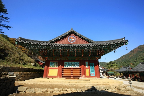Guryongsa Temple (구룡사)