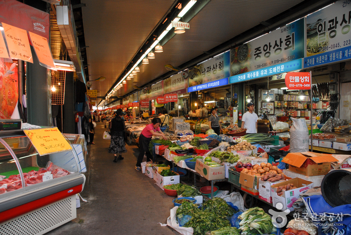 Daejeon Jungang Market (대전 중앙시장)