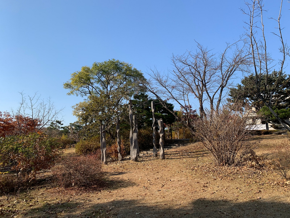 平沢湖芸術公園（평택호예술공원）
