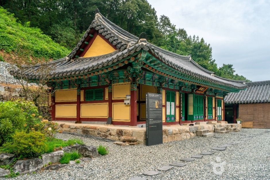 thumbnail-백운암(충주)-2