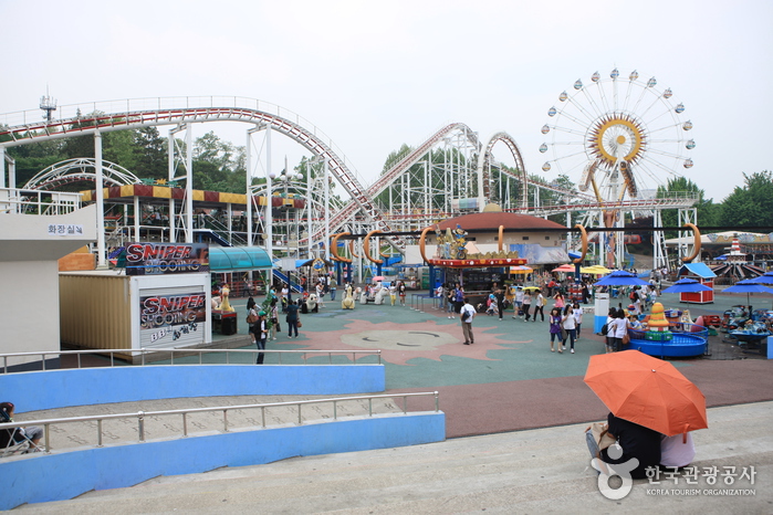 Children’s Grand Park (서울 어린이대공원)