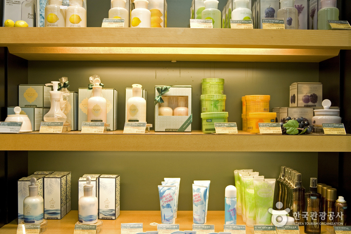 Nature Republic (네이처리퍼블릭)