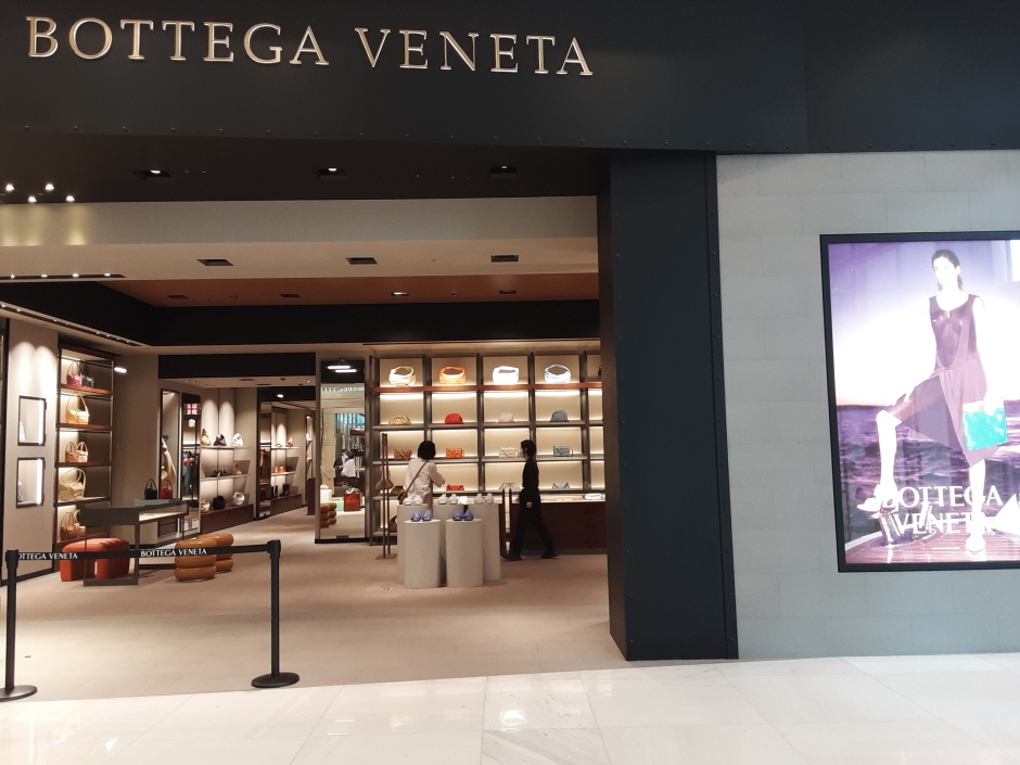 Bottega Veneta - Lotte Avenuel World Tower Branch [Tax Refund Shop] (보테가베네타 롯데 에비뉴엘월드타워점)
