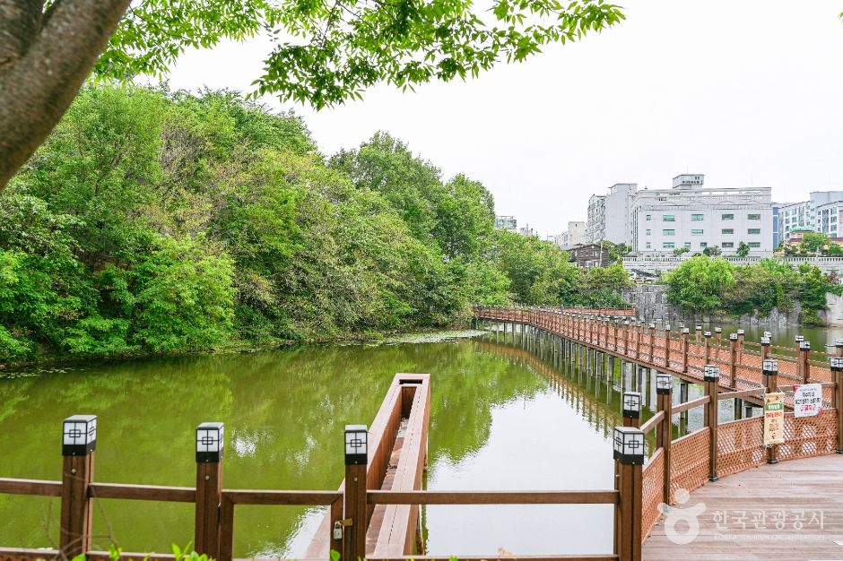 성안숯못생태공원