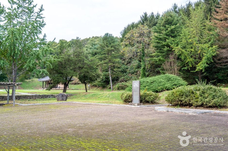 thumbnail-진천 김유신 탄생지와 태실-23