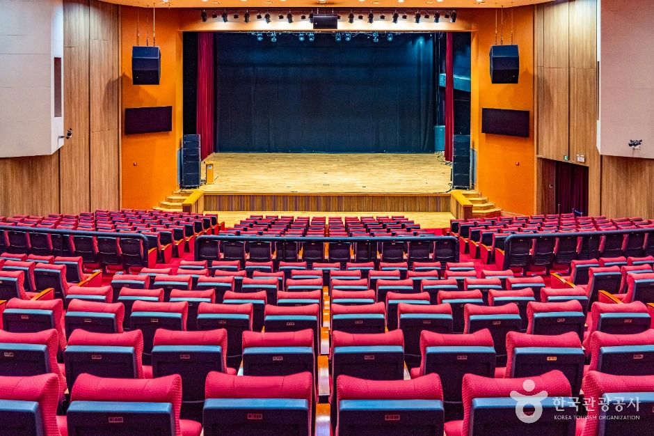 완도_완도문화예술의전당 (7)