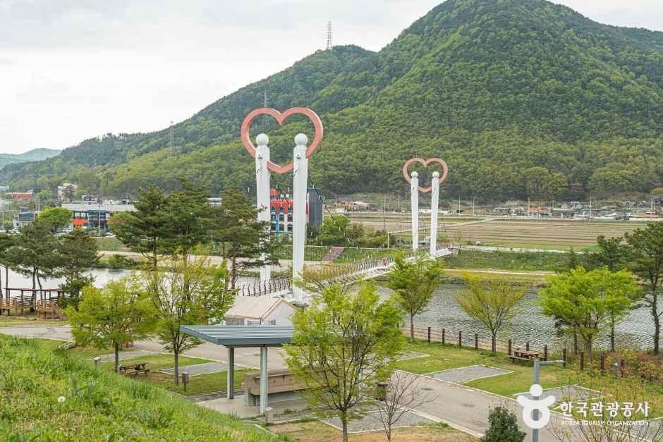 thumbnail-위천수변 테마파크-4