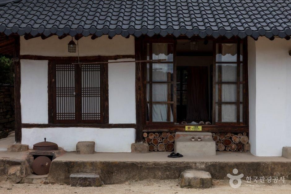 thumbnail-Hyewon's House (혜원의 집)-8