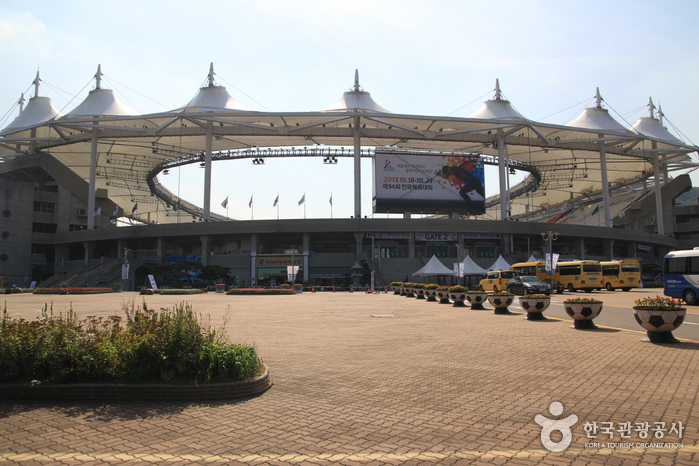 Incheon Munhak Stadium (Incheon World Cup Stadium) (인천문학경기장(인천월드컵경기장))