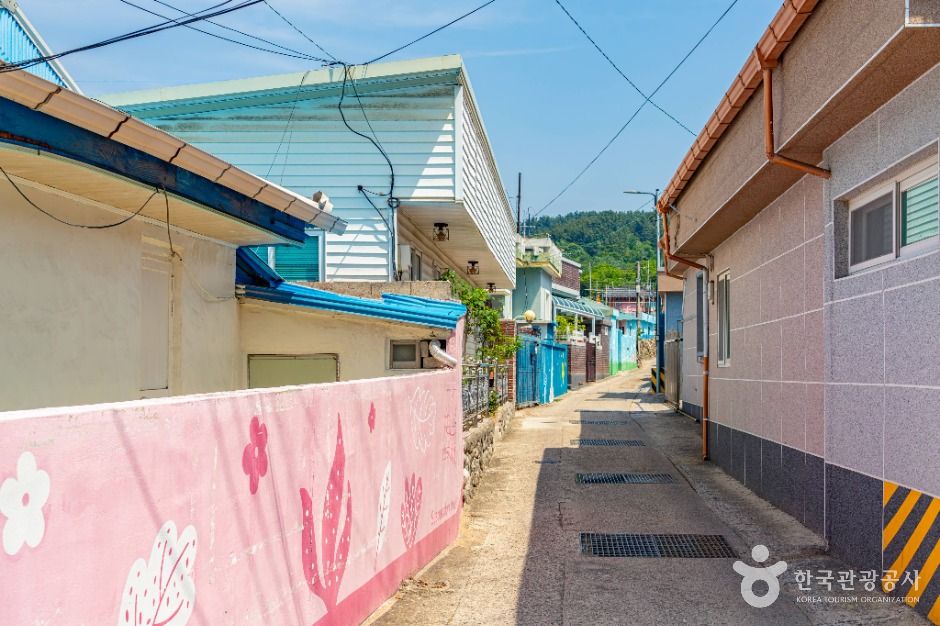 후포리 벽화마을