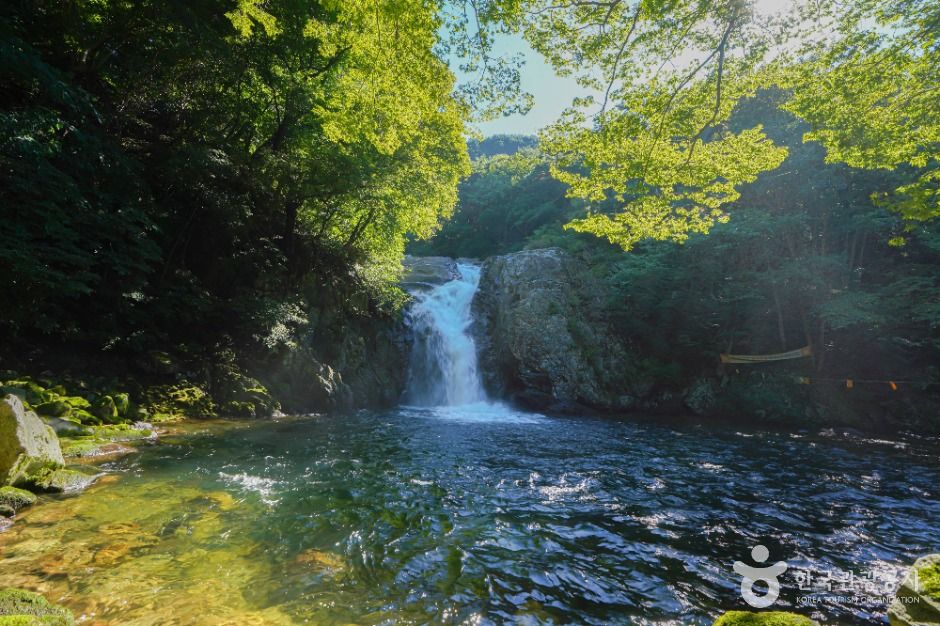 기백산 용추계곡과 용추폭포