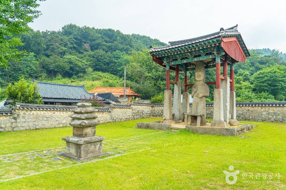 thumbnail-매산리석불입상-21