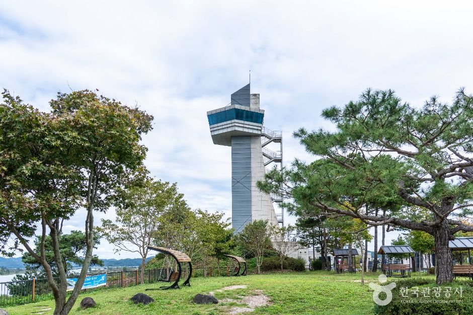 thumbnail-금강 문화관-5