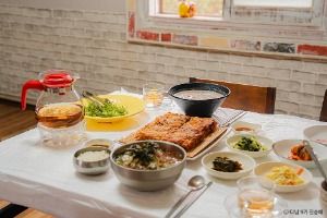 전남 화순 여행 코스 고인돌 가을꽃 축제 맛집 카페 야경명소 추천_산마을도토리_2-3