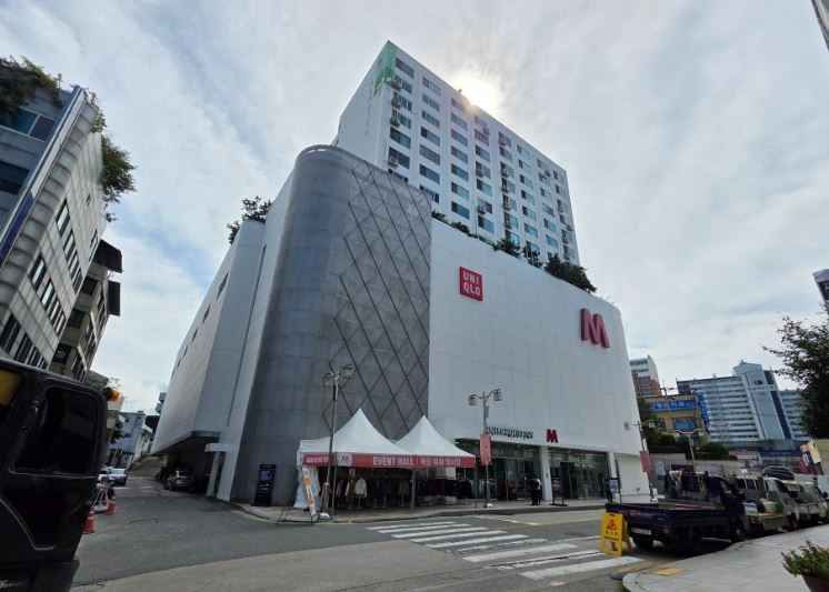 유니클로 엠백화점 춘천점