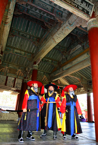 The Great Battle of Hansan Festival (통영한산대첩축제)