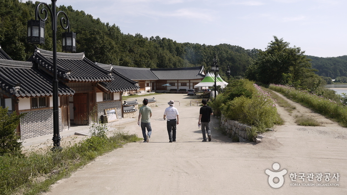 Yeongju Museom Village (영주 무섬마을)