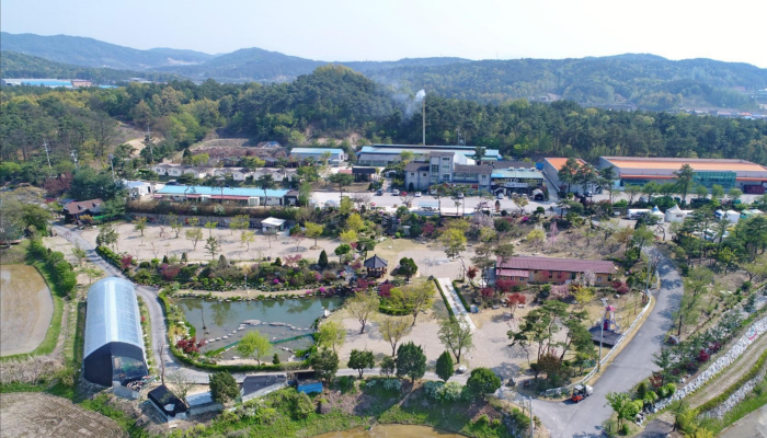 Yeoju Charcoal Village (여주참숯마을)