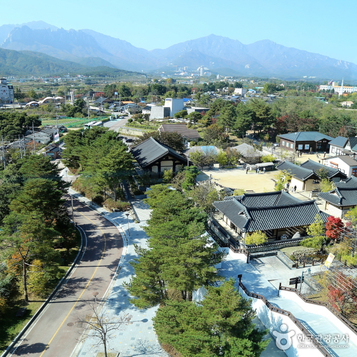 束草市立博物館‧ 束草難民文化村(속초시립박물관·속초실향민문화촌)0