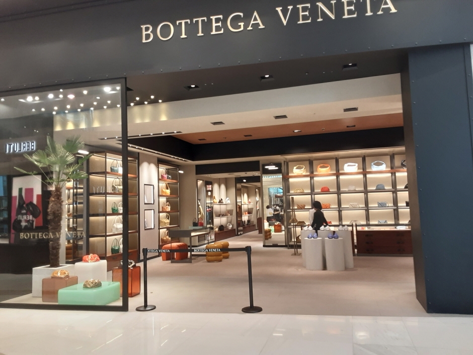 [事後免稅店] Bottega Veneta (樂天Avenuel世界塔店)(보테가베네타 롯데 에비뉴엘월드타워점)