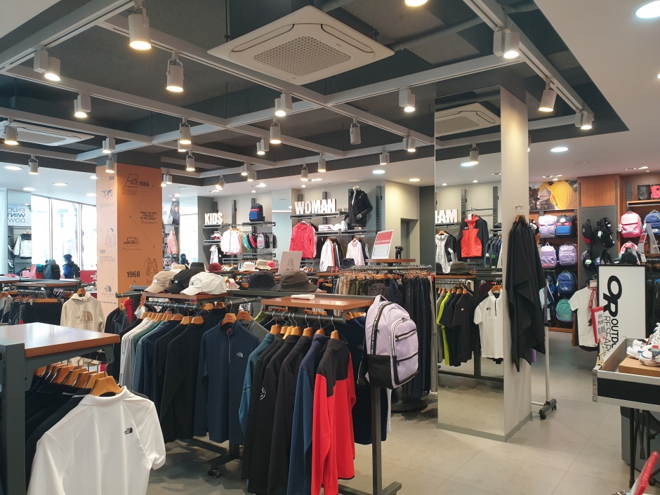The North Face - Chungju Branch [Tax Refund Shop] (티엔에프충주점)