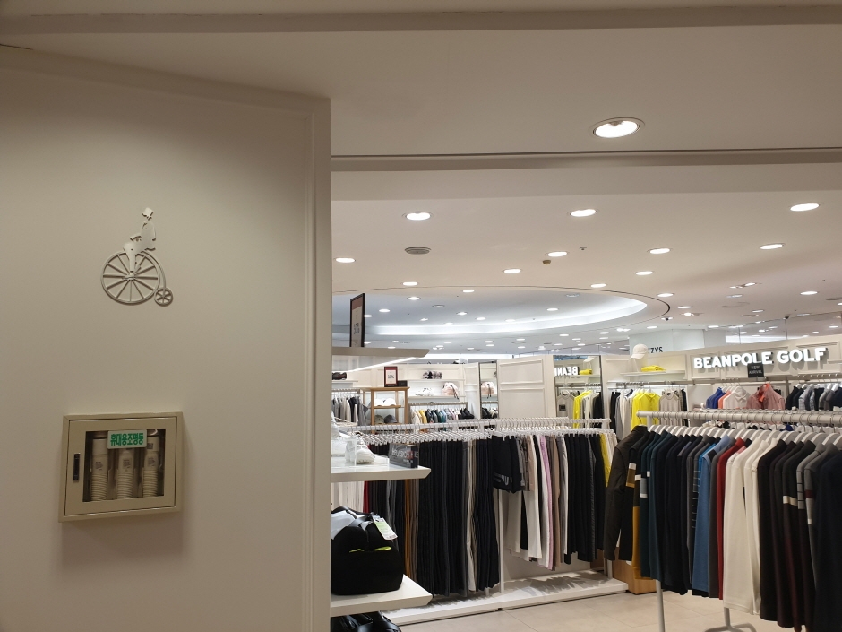 Beanpole Golf - Galleria Daejeon Branch [Tax Refund Shop] (빈폴골프 갤러리아 대전점)