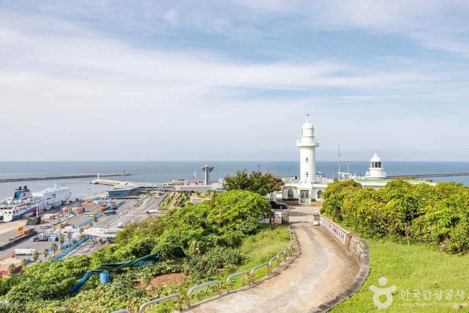 산지 등대