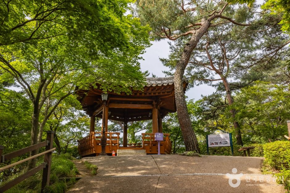 thumbnail-청남대-35