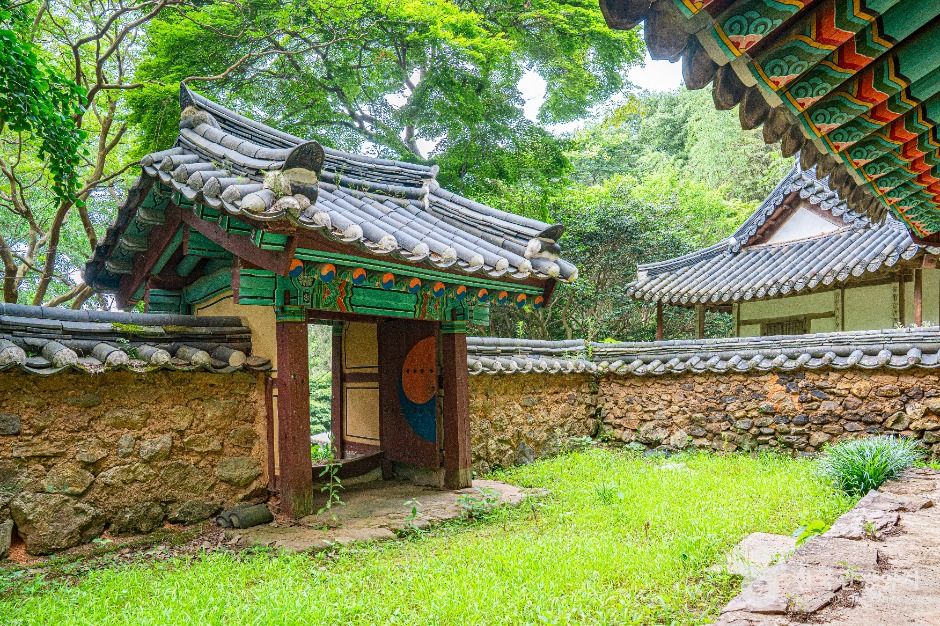 용진정사