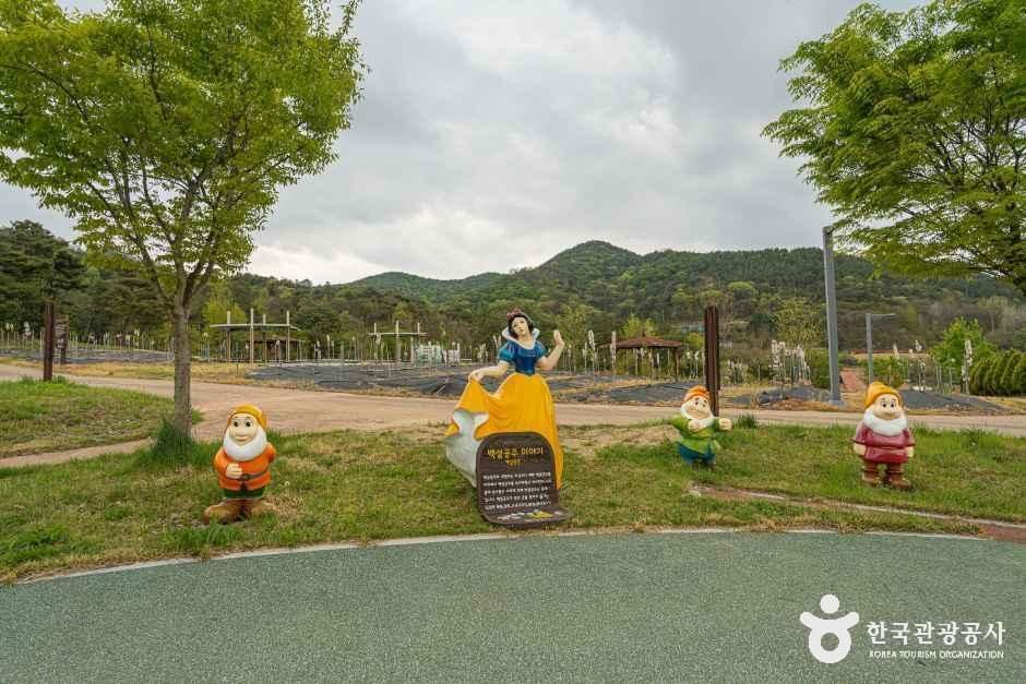 thumbnail-위천수변 테마파크-6