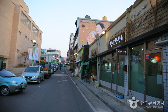 Rue Dong-Incheon Samchi (Rue du maquereau) (동인천 삼치거리)