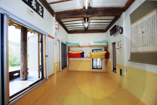 Nongam House (Head Household of the Nongam Descendants) (농암종택)