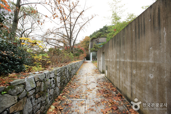 光州 毅斎美術館（광주 의재미술관）