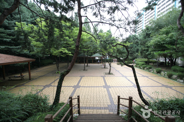 清潭公園（청담공원）