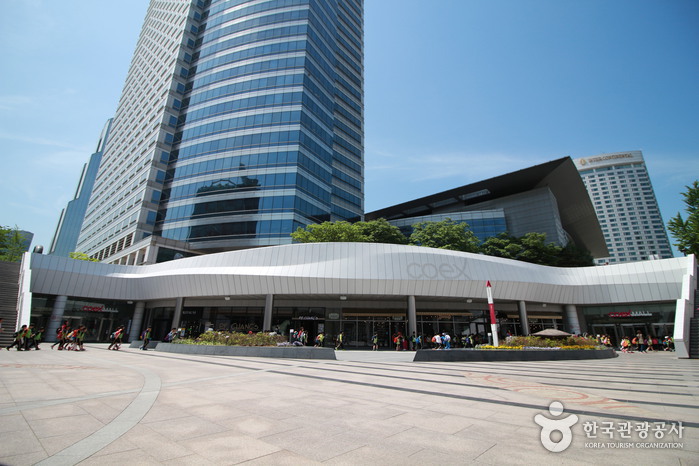 韓國綜合貿易中心COEX(한국종합무역센터(코엑스))