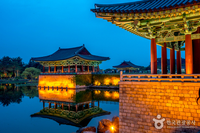 Gyeongju Donggung Palace and Wolji Pond (경주 동궁과 월지)