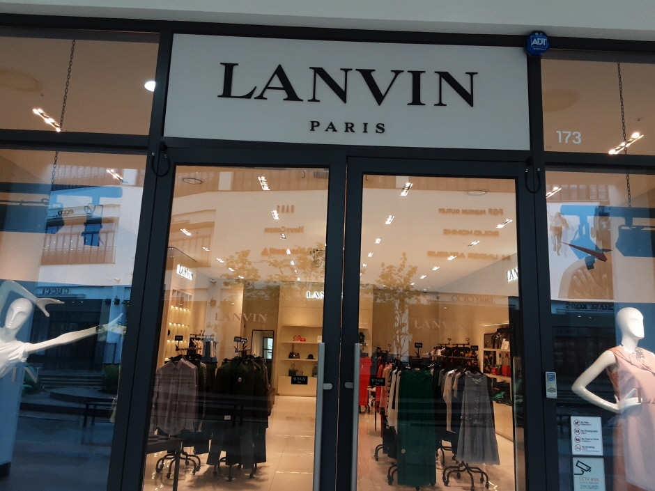 The Handsome Lanvin - Hyundai Gimpo Branch [Tax Refund Shop] (한섬 랑방 현대김포)