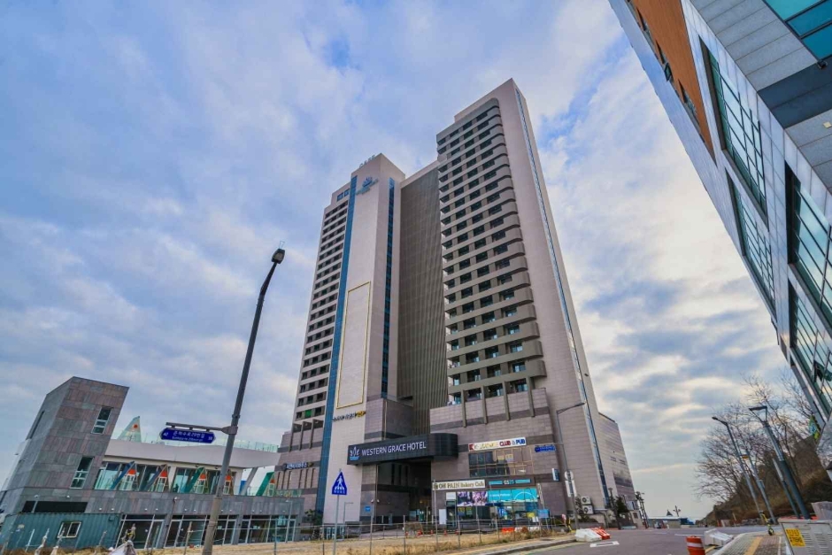 Sky & Sea Hotel (인천영종도 하늘과바다호텔)