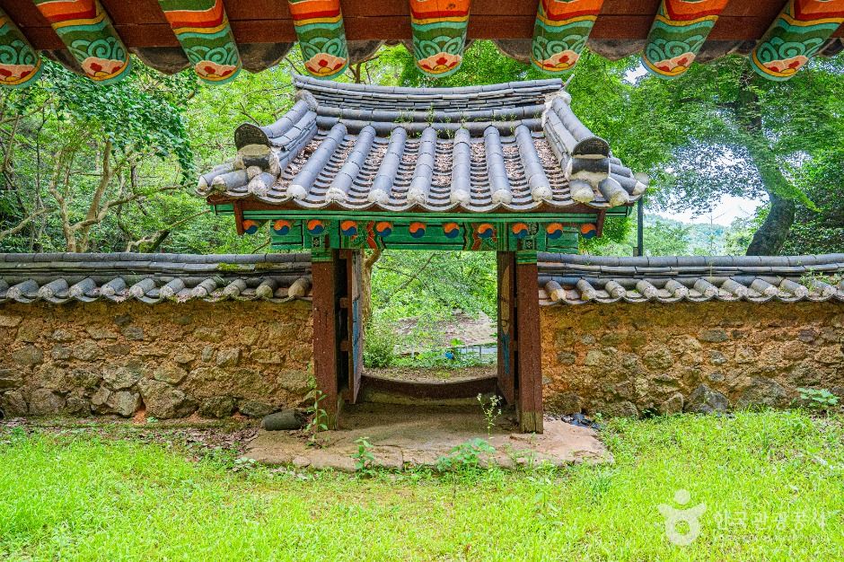 용진정사