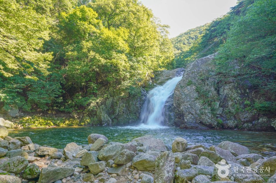 기백산 용추계곡과 용추폭포