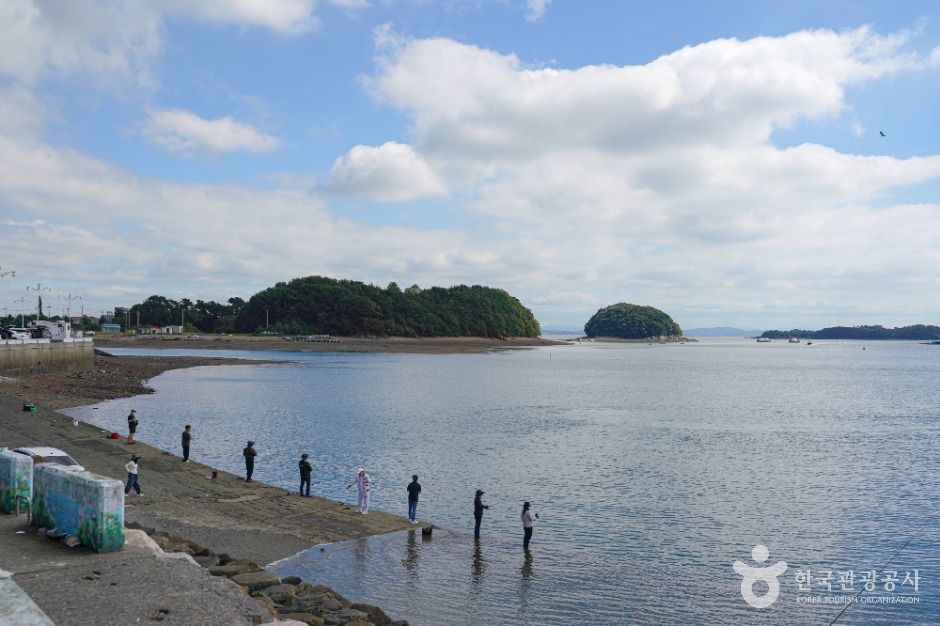 thumbnail-창리선착장-6