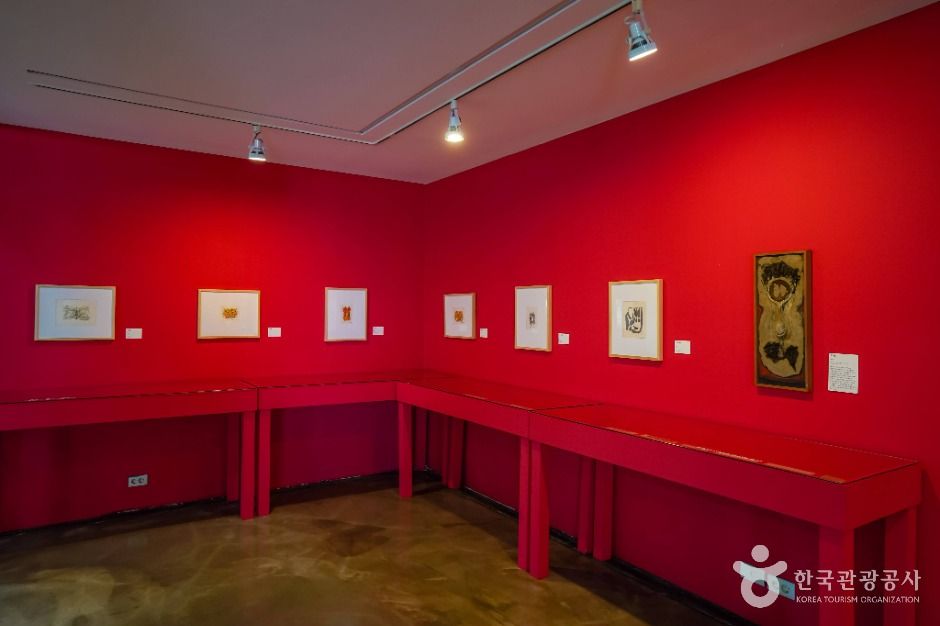 thumbnail-창원시립마산문신미술관-1