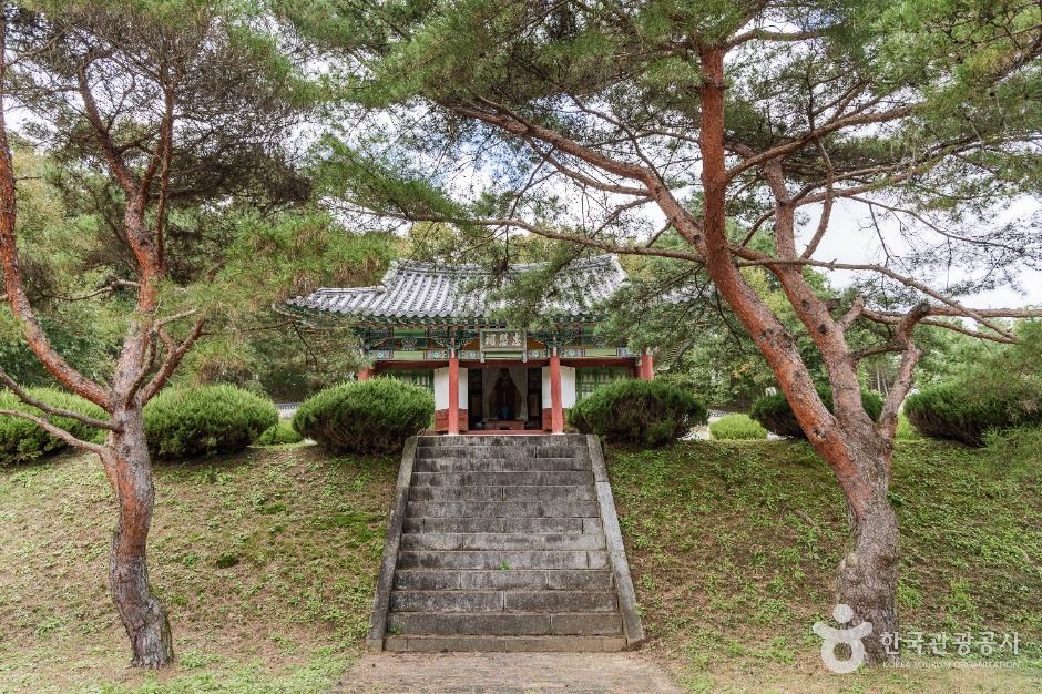 김시민장군 충민사